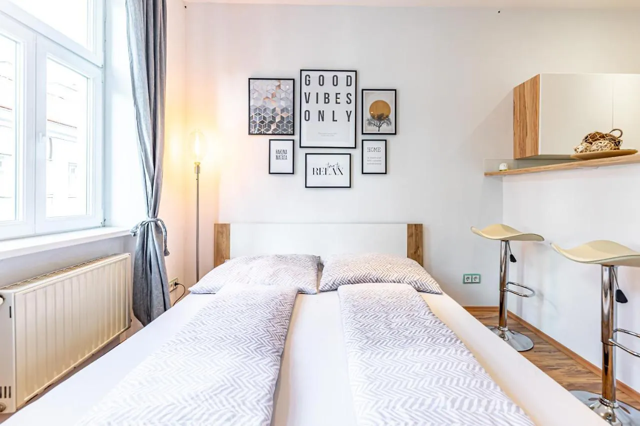 Cozy + Trendy By Jr City Apartments Vienna